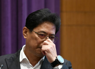 Pendedahan Bloomberg mengenai SPRM dan Azam Baki memberi tumpuan kepada rangkaian Victor Chin di seluruh Bursa Malaysia