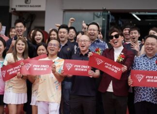 AmpQuartz Mengganggu Industri Sukan dengan Pelancaran Anak Syarikat AQ Smash dan Hab Badminton Mewah Malaysia di Mount Austin